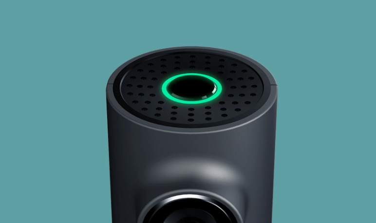 Видеорегистратор Xiaomi 70 Meters Intelligent Traffic Recorder вблизи Видеорегистратор Xiaomi 70 Meters Intelligent Traffic Recorder вблизи