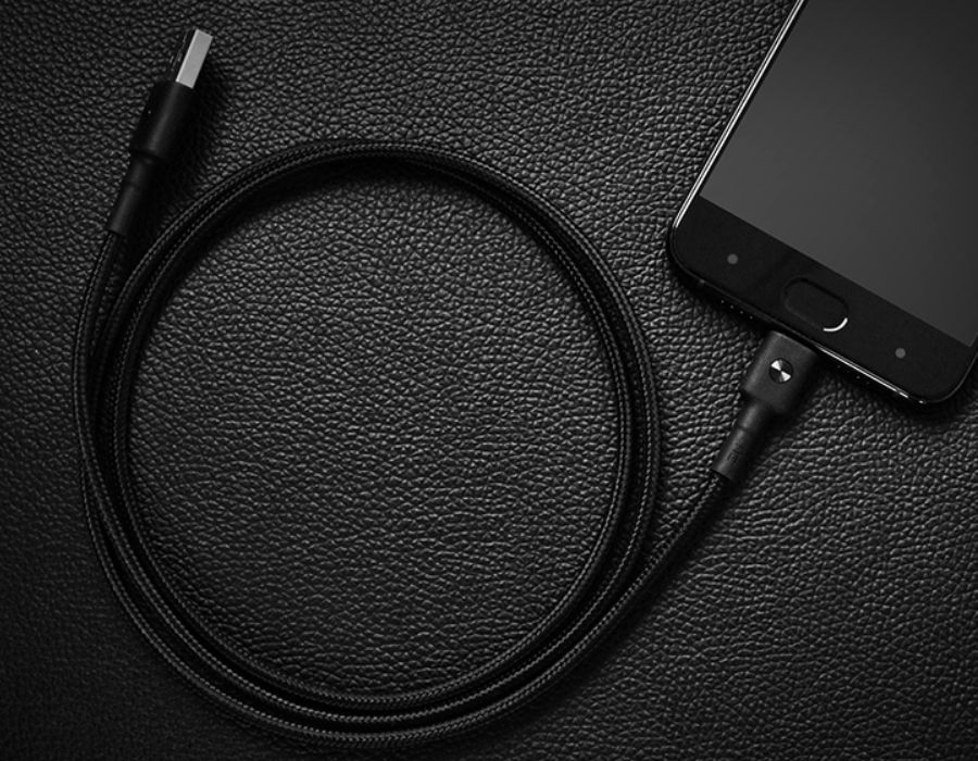Изображение кабеля Type-C / USB AL401 (ZMi) вблизи