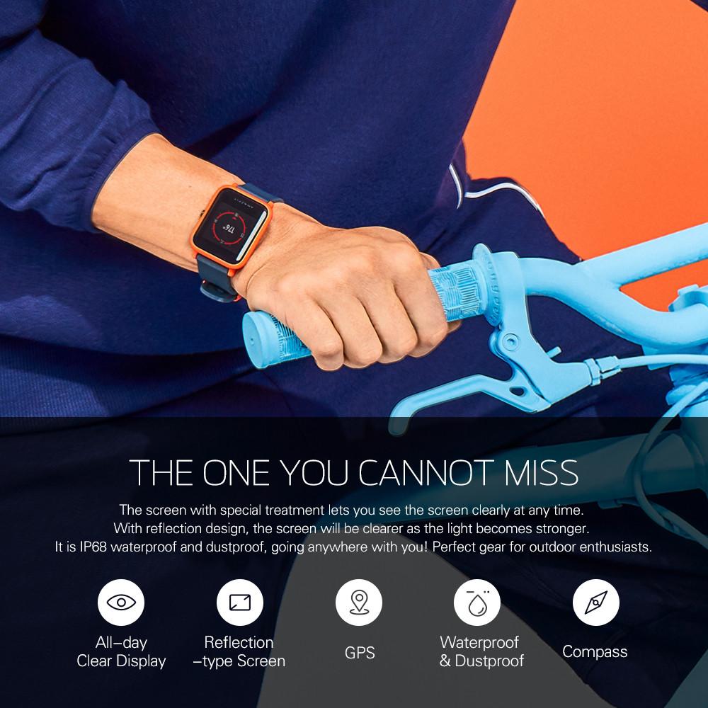 Изображение часов Amazfit Bip оранжевые на руке