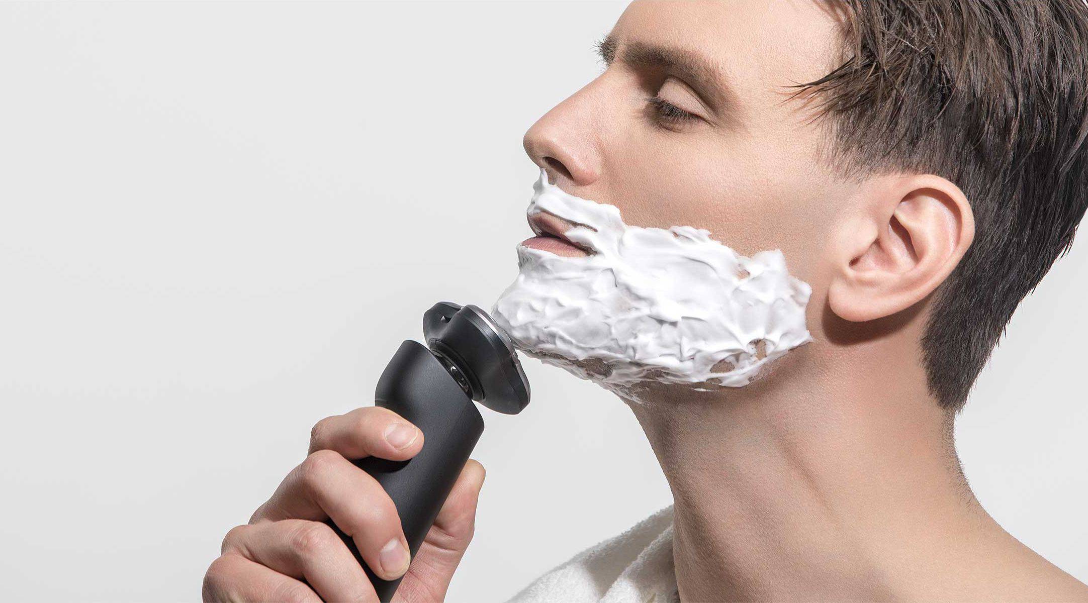 Электробритва Xiaomi Mijia Electric Shaver вблизи