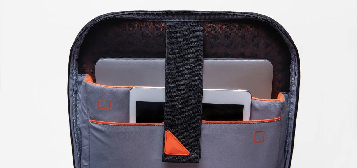 Рюкзак черного цвета Xiaomi Mi Geek Backpack отделение
