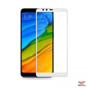 Изображение Защитное 3D стекло для Xiaomi Redmi 5 белое